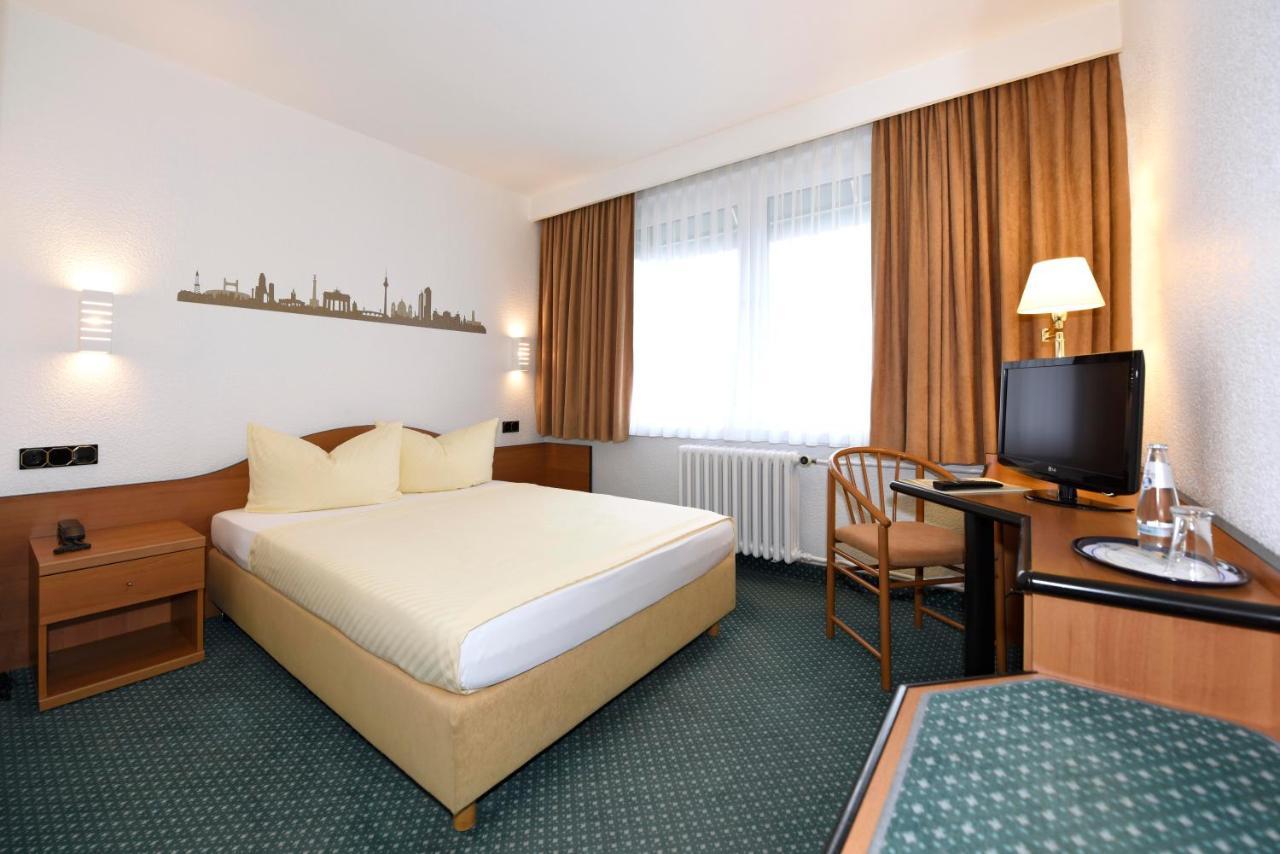 Lat Hotel & Apartmenthaus Berlin Eisenhüttenstadt Eksteriør billede
