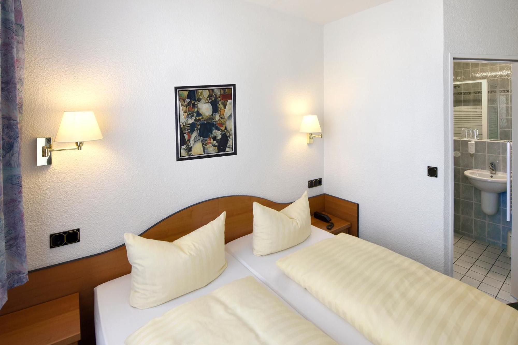 Lat Hotel & Apartmenthaus Berlin Eisenhüttenstadt Eksteriør billede